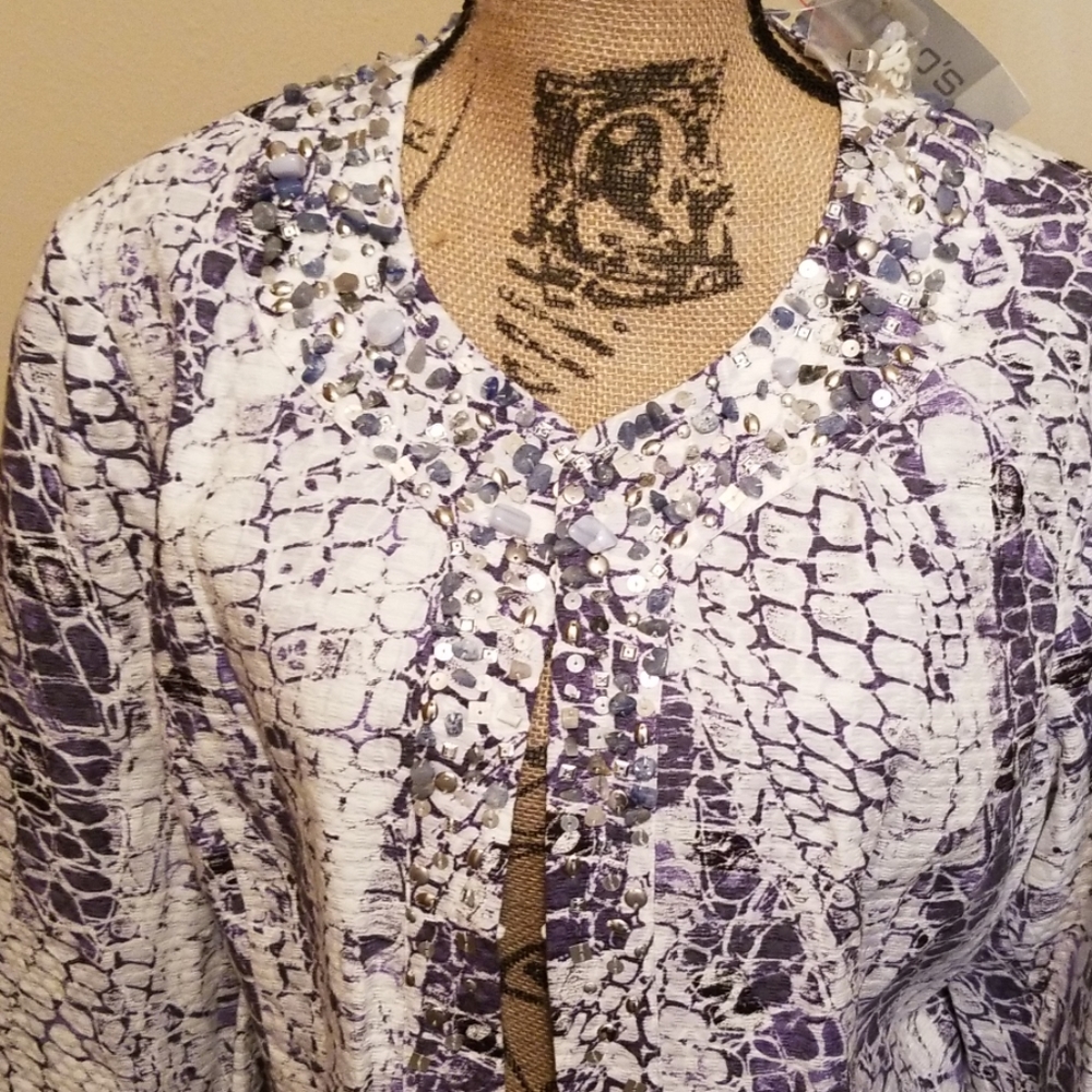 💜Gorgeous Chicos jacket💜 - Picture 2 of 8